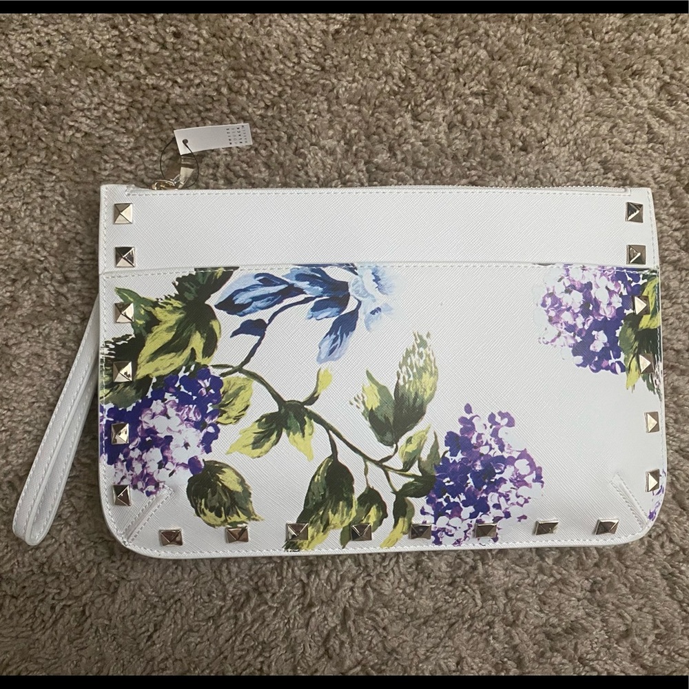 White House Black Market wristlet/clutch